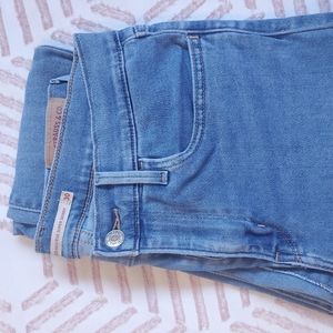 High Rise Super skinny Levi's 720 jeans
